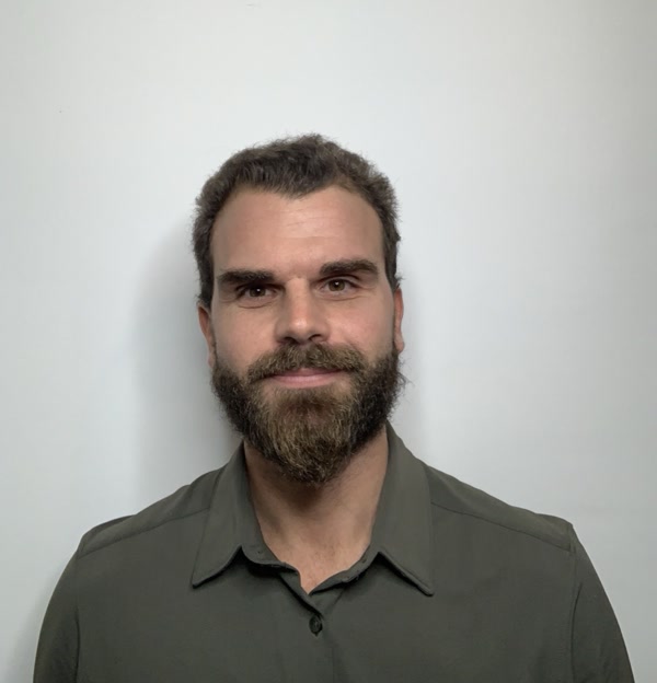 Naulon founder portrait